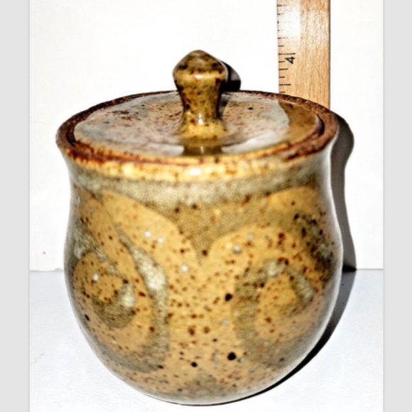 Antique Vintage Studio Pottery SIGNED Jar w/Lid Signed TC Small Sand Brown &Moss - Picture 4 of 7